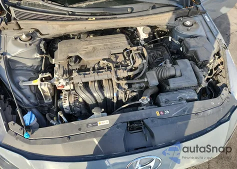 2022 Hyundai Elantra Sel z USA, uszkodzony, nr VIN KMHLM4AG3NU339089